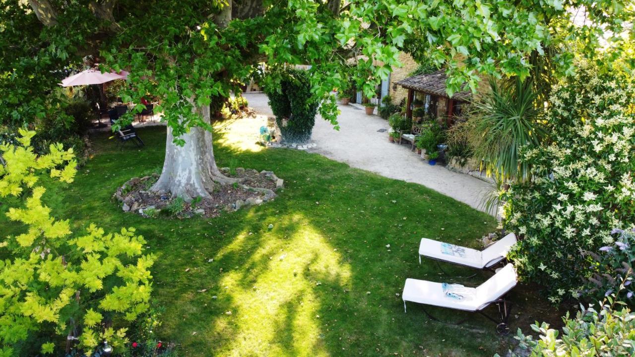 Mas Du Clos De L'Escarrat Jonquieres  Exterior foto